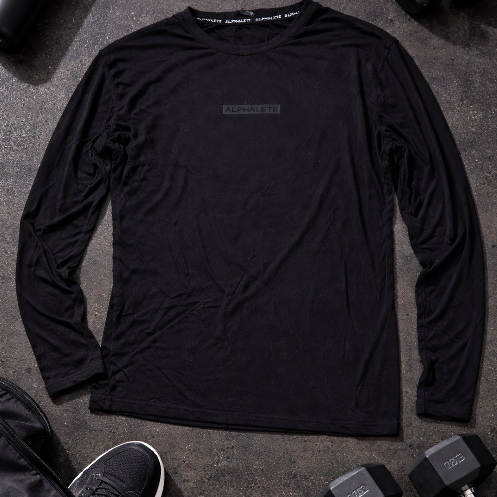 Alphalete Jet Black Long Sleeve Shirt